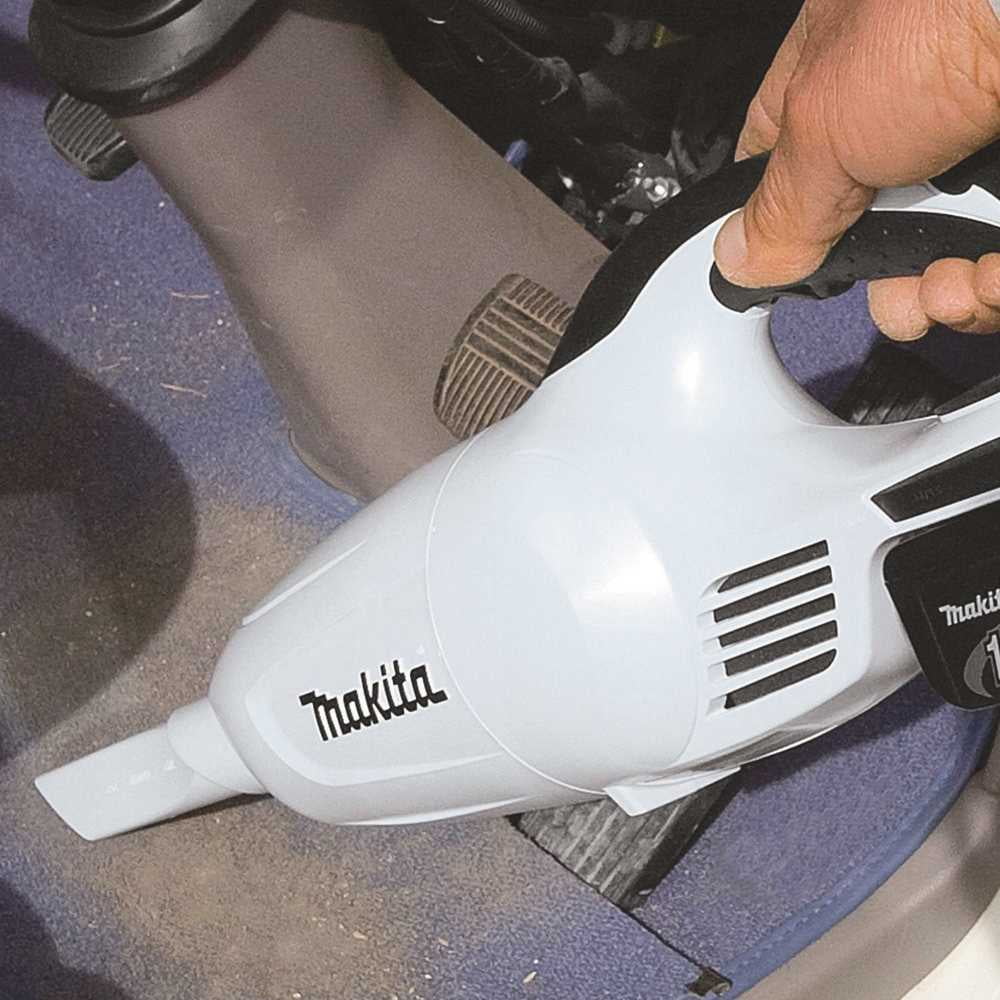 Makita XLC02RB1W LXT Compact Vacuum Kit, 1.3 pt Vacuum, Lithium-Ion Battery White