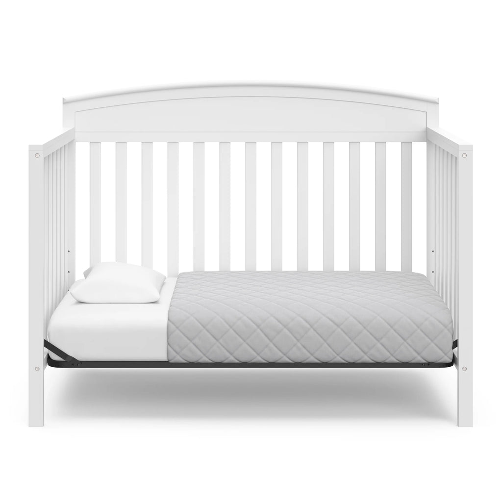 Graco Benton 5-in-1 Convertible Baby Crib, White