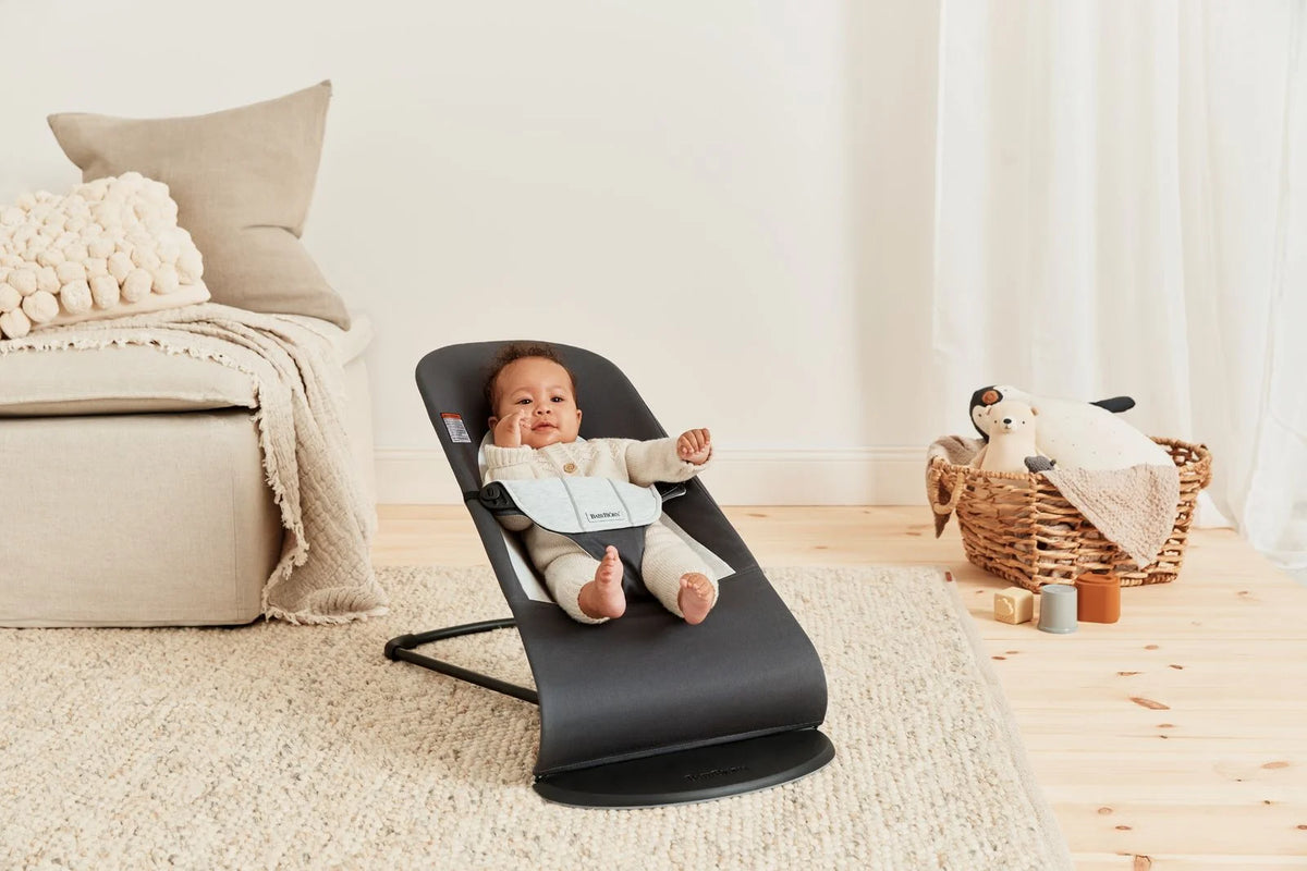 BabyBjorn Bouncer Balance Soft in Dark Grey/Light Grey